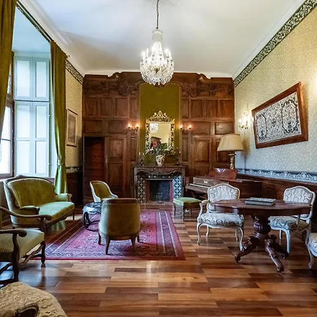 Chateau De Picomtal